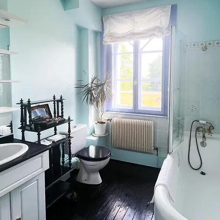 D'hotes Au Chateau Le Bas Bleu, Anais Nin 3*