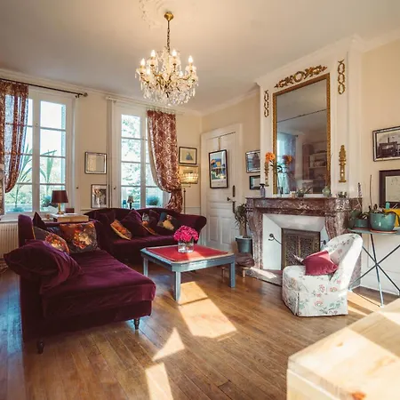 D’hôtes Au Château Le Bas Bleu, Anaïs Nin