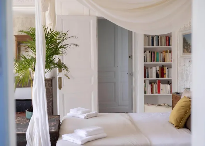 D'hotes Au Chateau Le Bas Bleu, Anais Nin Quesnoy-le-Montant