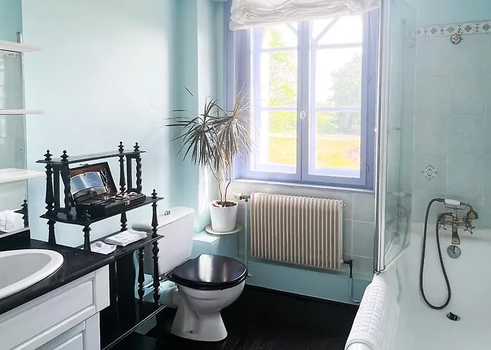 D'hotes Au Chateau Le Bas Bleu, Anais Nin 3*