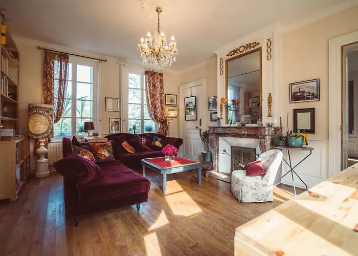 D'hotes Au Chateau Le Bas Bleu, Anais Nin